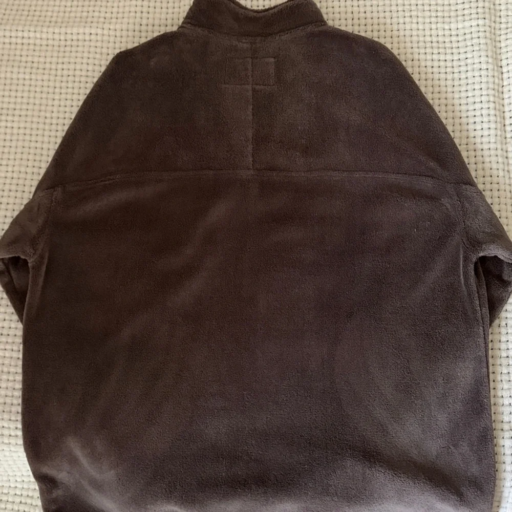 Two Sweaters - Picture 10 of 10